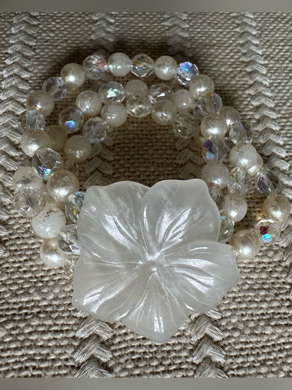 Iridescent White Floral Stretch Bracelet - Women Jewelry
